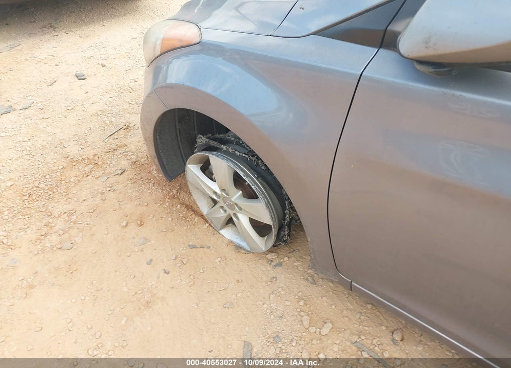 2013 HYUNDAI ELANTRA GLS VIN: KMHDH4AEXDU671178