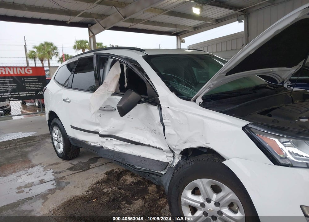 2016 CHEVROLET TRAVERSE LS VIN: 1GNKRFEDXGJ160959