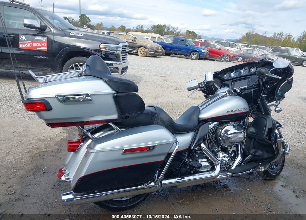 2015 HARLEY-DAVIDSON FLHTKL ULTRA LIMITED LOW VIN: 1HD1KKL10FB656659