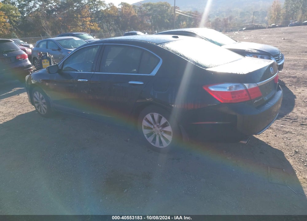 2015 HONDA ACCORD EX-L V-6 VIN: 1HGCR3F83FA000595
