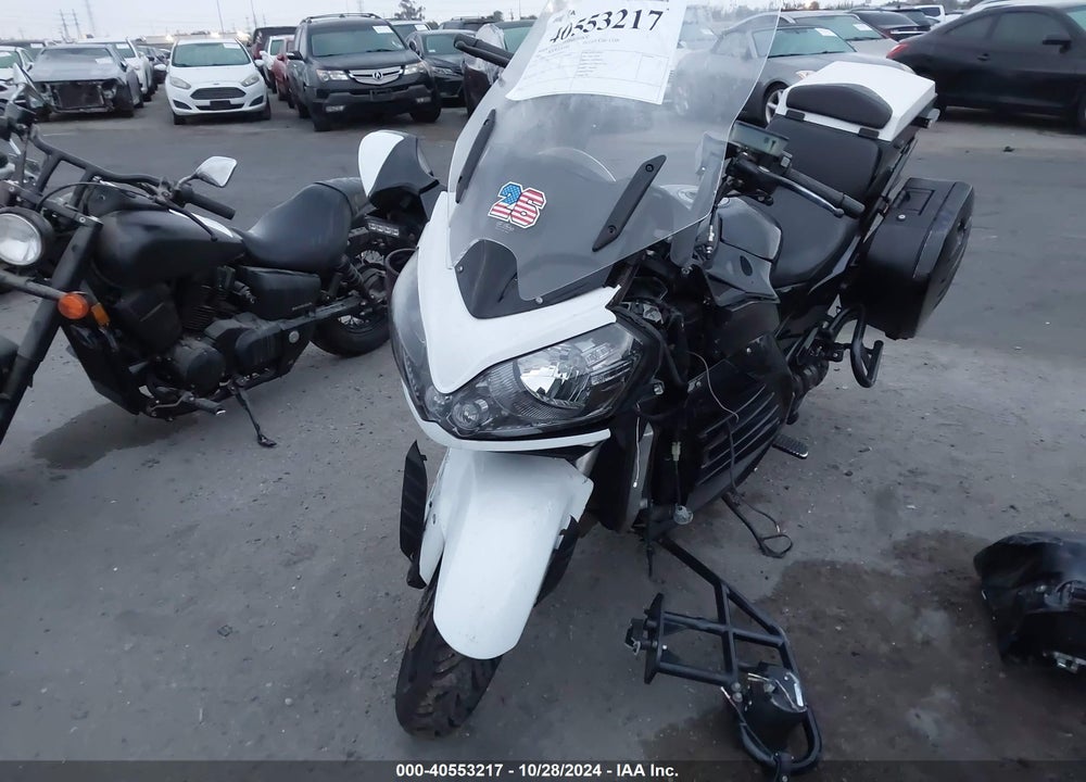 2011 KAWASAKI ZG1400 C VIN: JKBZGNC15BA009011