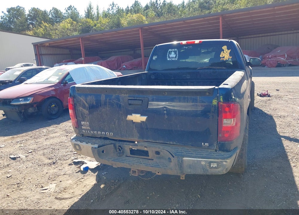 2011 CHEVROLET SILVERADO 1500 LS VIN: 1GCRCREA5BZ462220