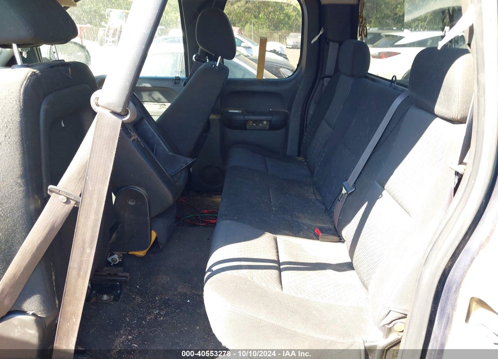 2011 CHEVROLET SILVERADO 1500 LS VIN: 1GCRCREA5BZ462220