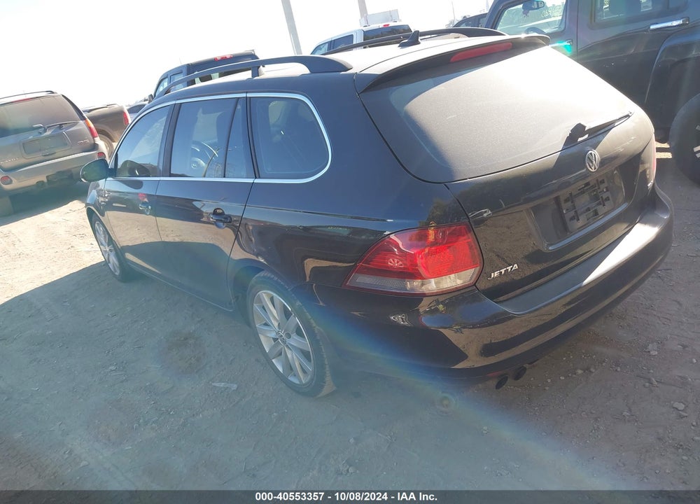2014 VOLKSWAGEN JETTA SPORTWAGEN 2.0L TDI VIN: 3VWPL7AJ2EM609758