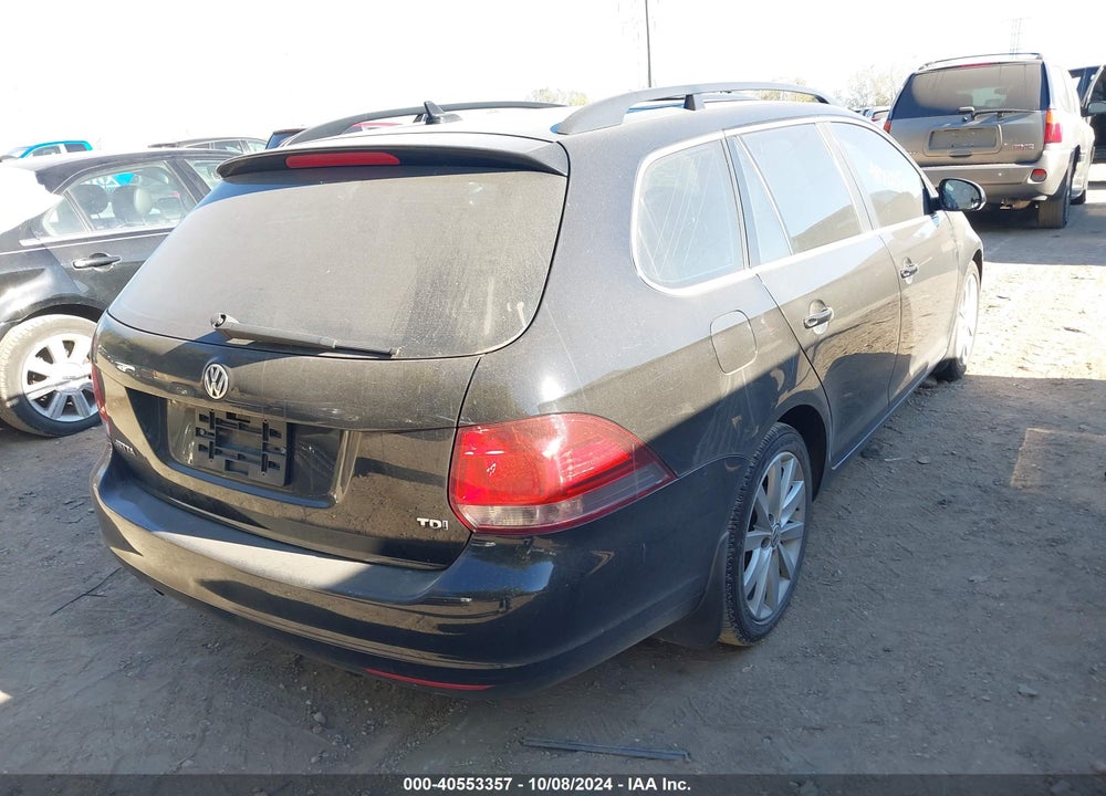 2014 VOLKSWAGEN JETTA SPORTWAGEN 2.0L TDI VIN: 3VWPL7AJ2EM609758