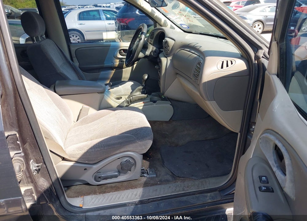 2003 CHEVROLET TRAILBLAZER EXT LT VIN: 1GNES16S536188120