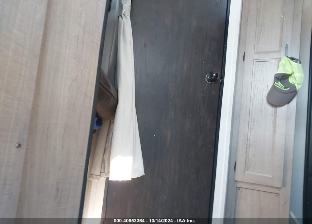 2020 KEYSTONE HIDEOUT 301DBS VIN: 4YDF3012XL7244104