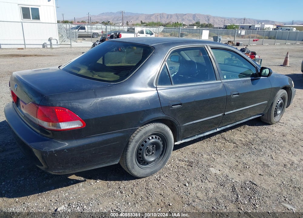 2001 HONDA ACCORD 2.3 LX VIN: JHMCG66521C018870