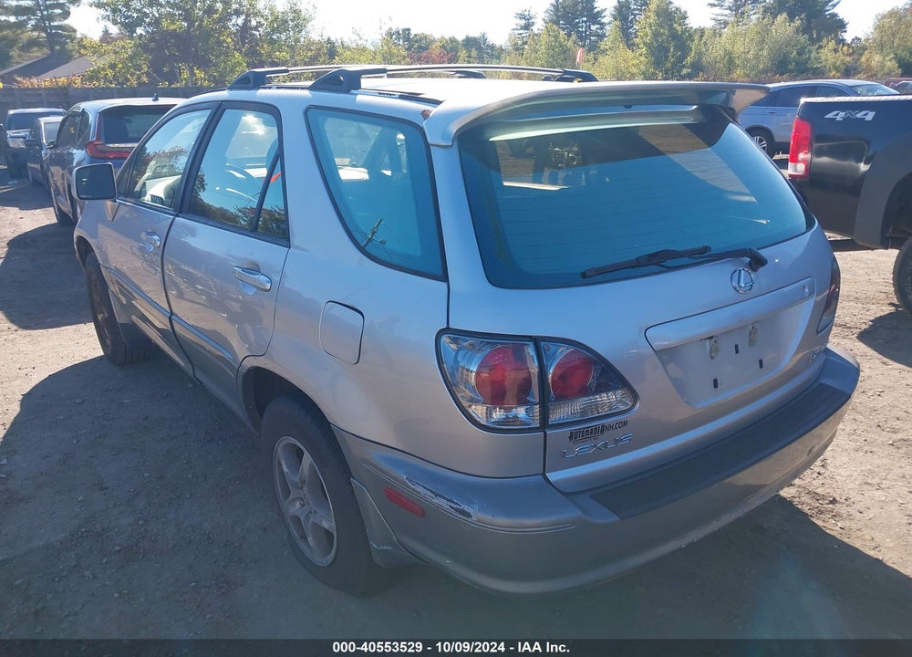 2002 LEXUS RX 300 VIN: JTJHF10U820276579