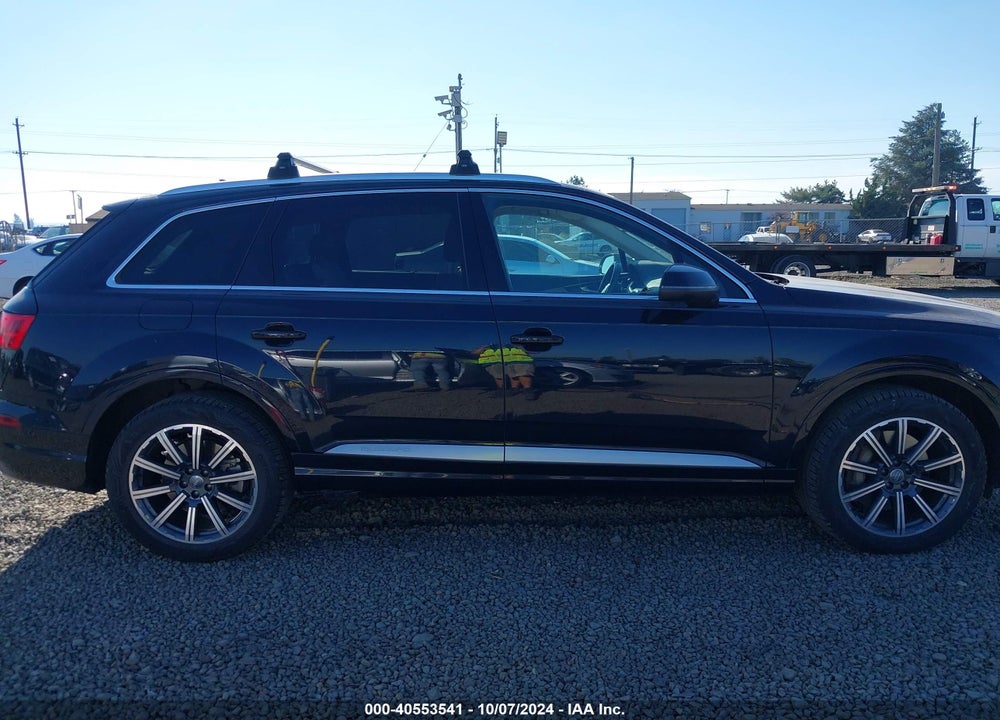 2017 AUDI Q7 3.0T PREMIUM VIN: WA1LAAF78HD008401
