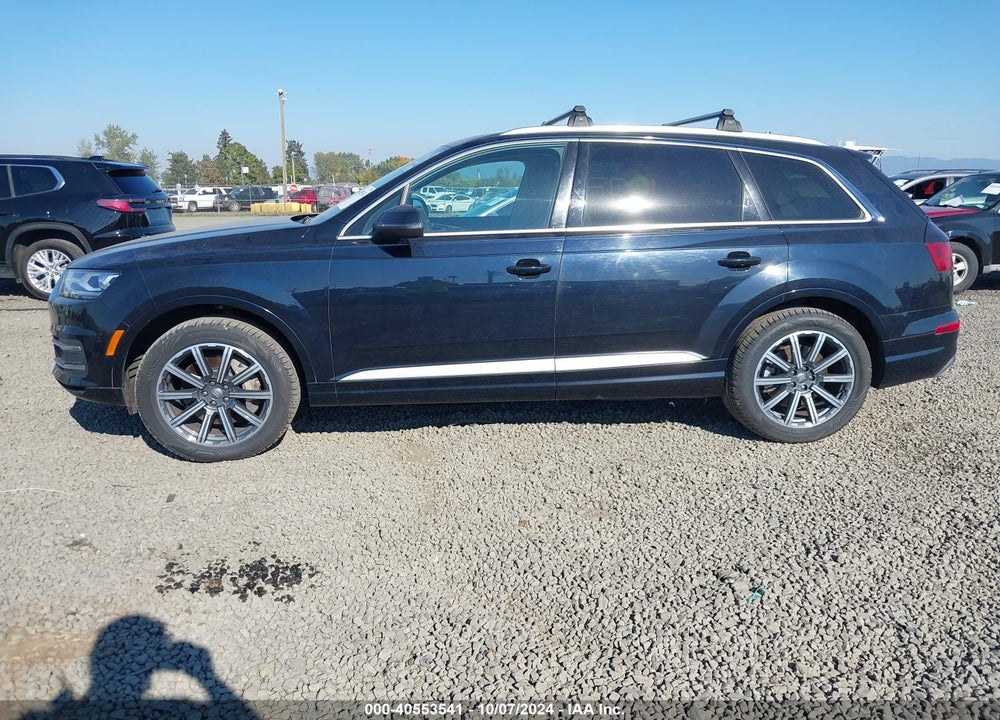 2017 AUDI Q7 3.0T PREMIUM VIN: WA1LAAF78HD008401