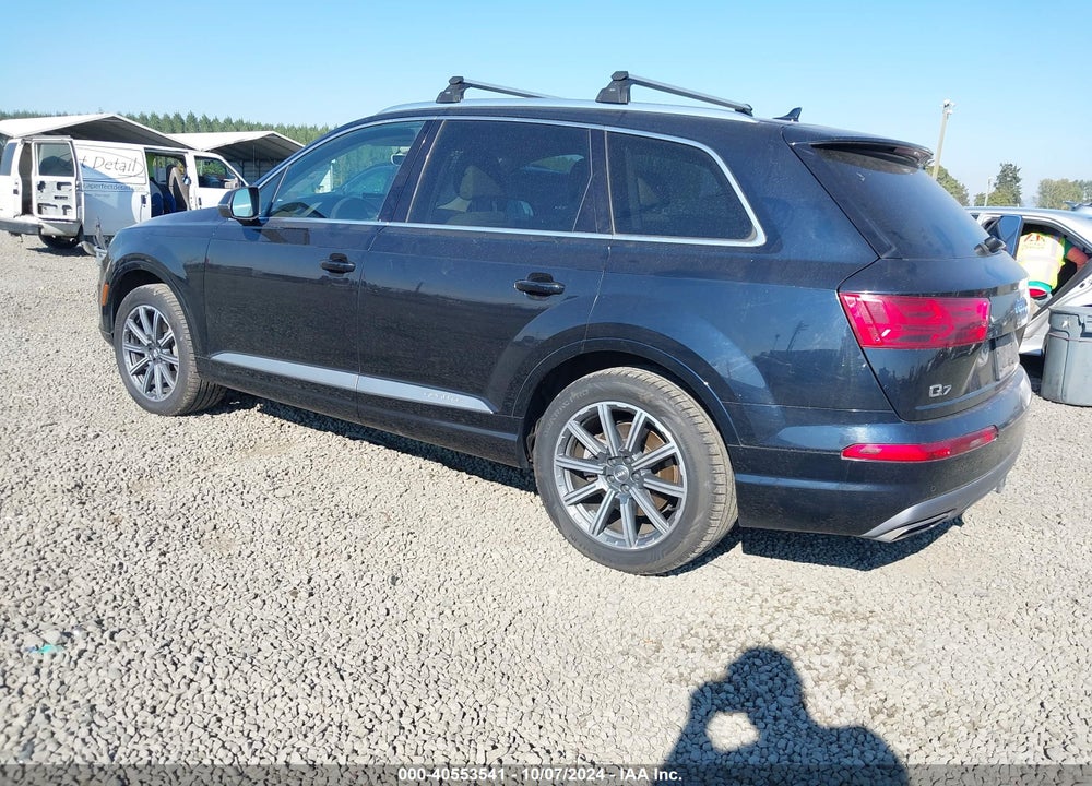 2017 AUDI Q7 3.0T PREMIUM VIN: WA1LAAF78HD008401