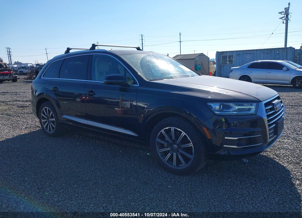 2017 AUDI Q7 3.0T PREMIUM VIN: WA1LAAF78HD008401