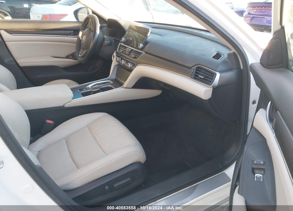 2018 HONDA ACCORD HYBRID EX-L VIN: 1HGCV3F51JA015526