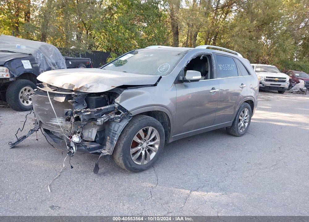 2013 KIA SORENTO SX VIN: 5XYKW4A25DG392486