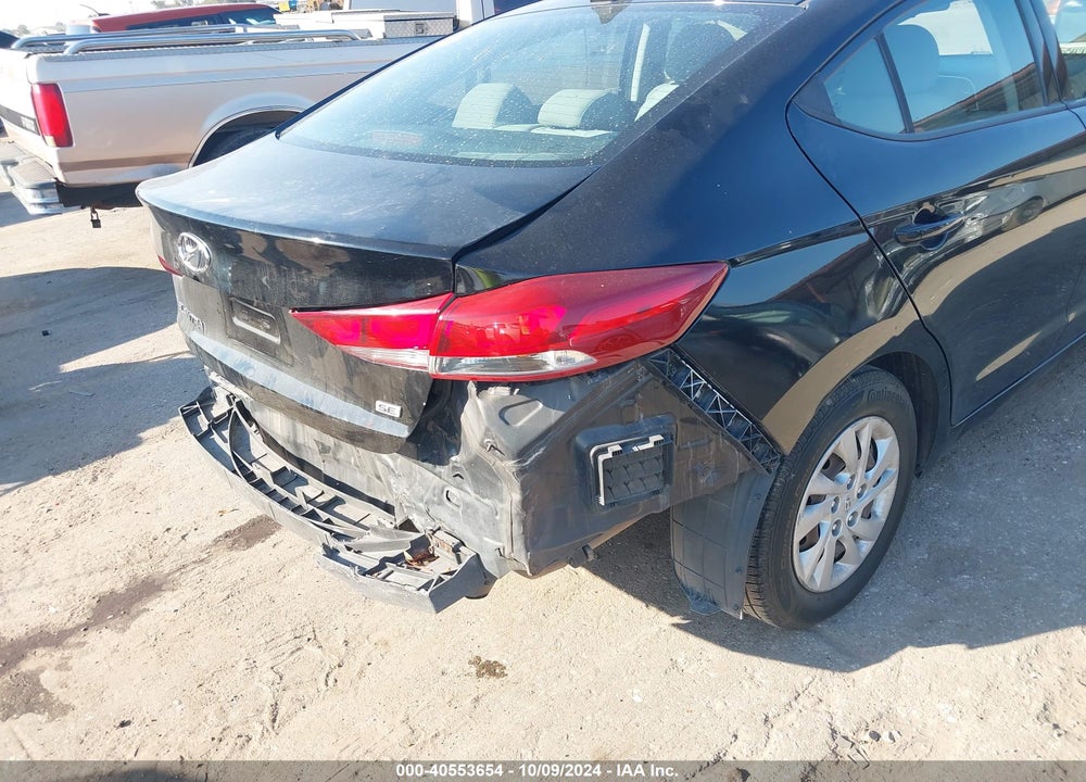 2017 HYUNDAI ELANTRA SE VIN: 5NPD74LF1HH207130
