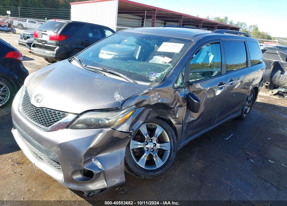2016 TOYOTA SIENNA SE PREMIUM 8 PASSENGER VIN: 5TDXK3DC4GS737336
