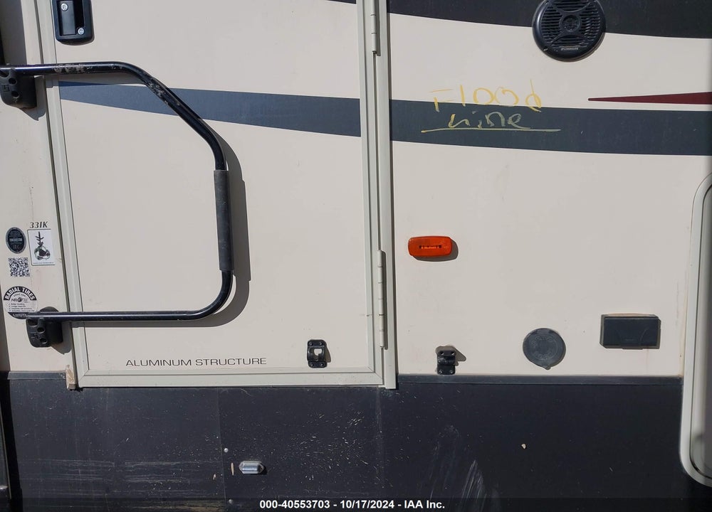 2019 FOREST RVR CEDAR CREE VIN: 4X4FCRJ26KS222565