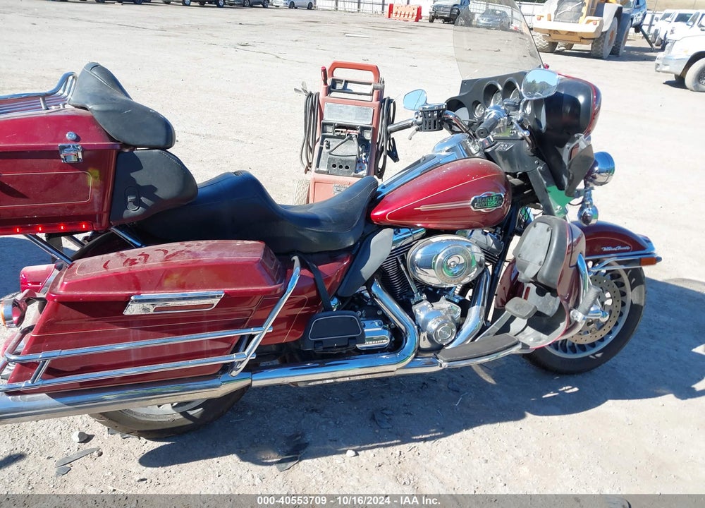 2009 HARLEY-DAVIDSON FLHTCU VIN: 1HD1FC4139Y658626