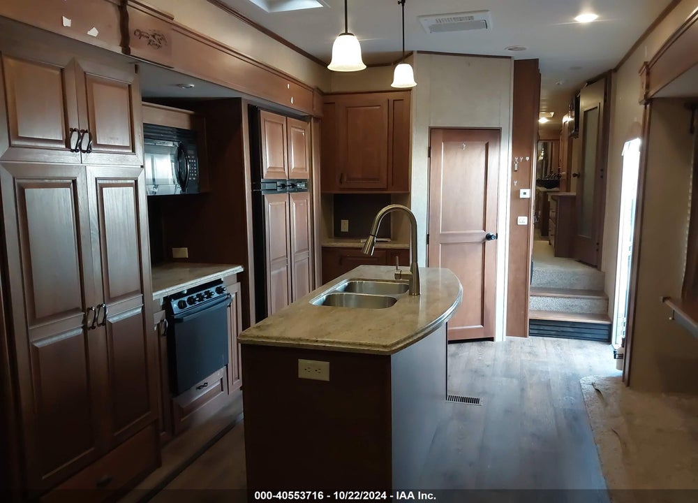 2014 OPEN RANGE 397FBS VIN: 5XMFE4229E5015564