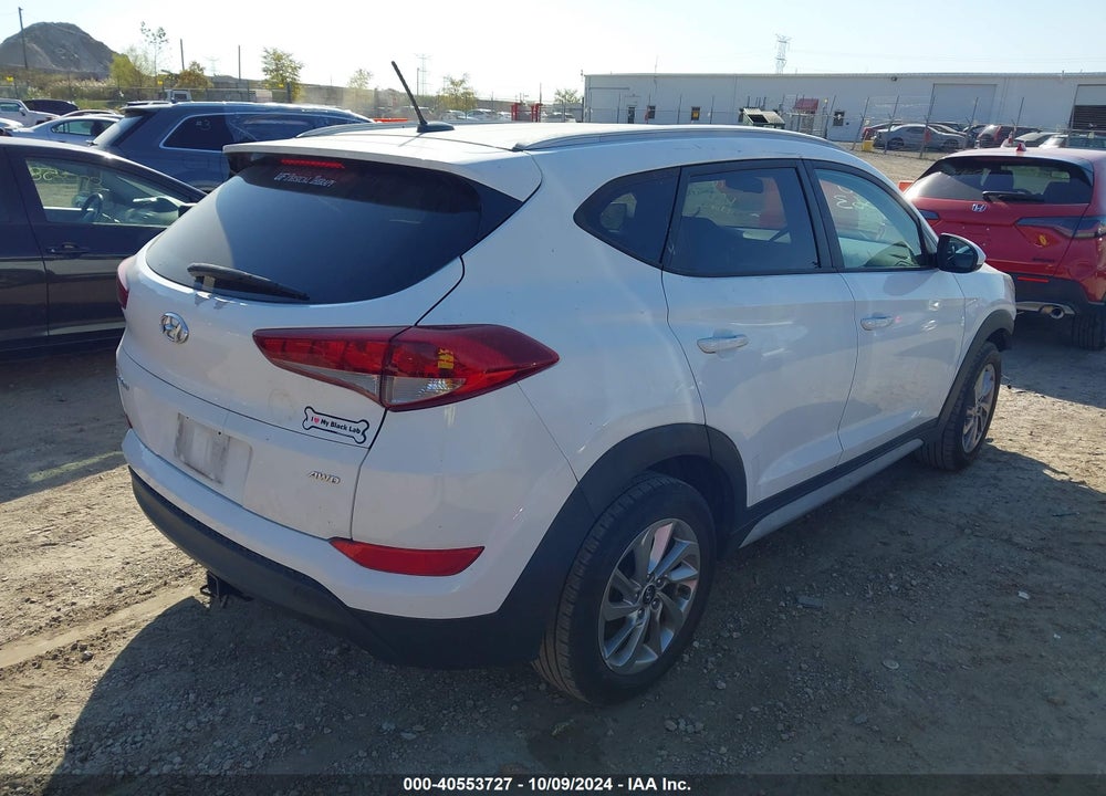 2017 HYUNDAI TUCSON SE VIN: KM8J3CA46HU423034