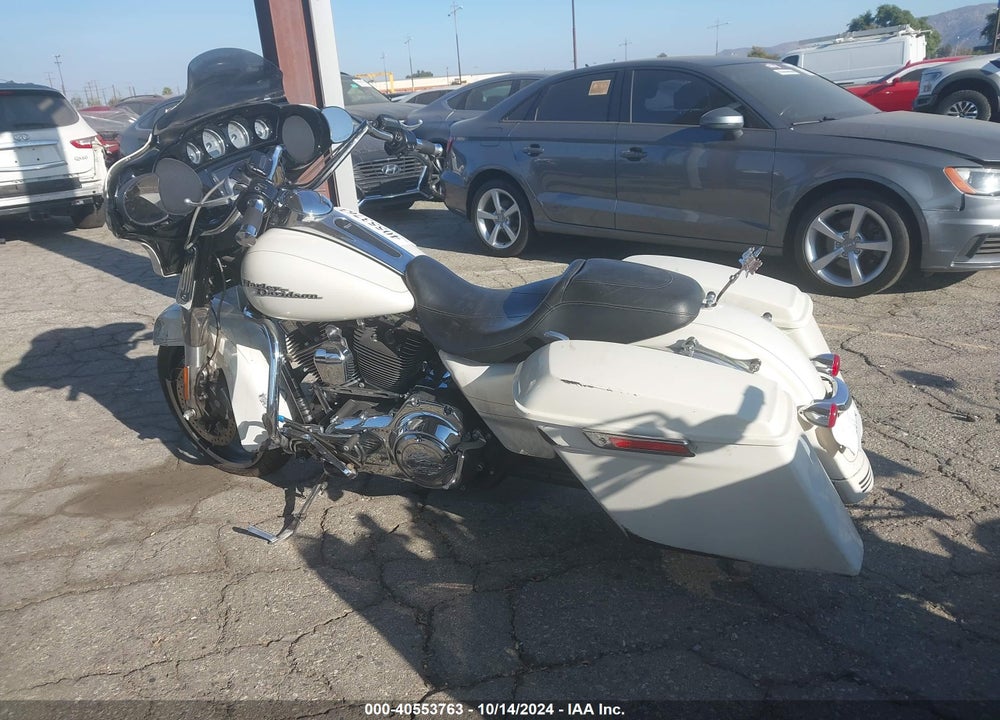 2014 HARLEY-DAVIDSON FLHXS STREET GLIDE SPECIAL VIN: 1HD1KRM17EB661282