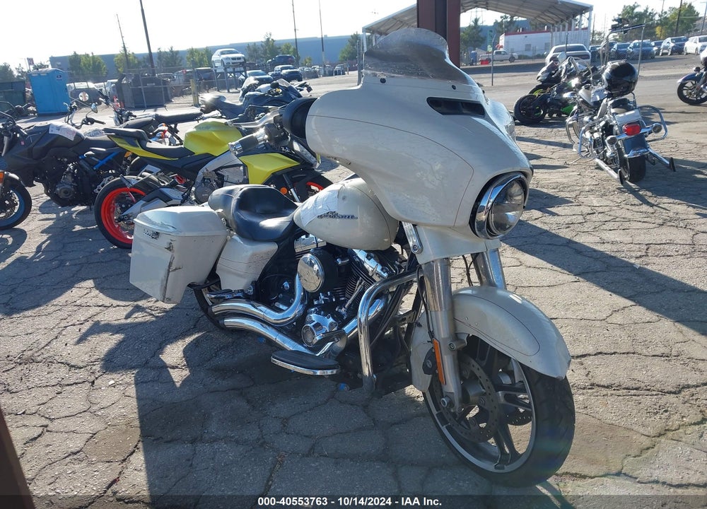 2014 HARLEY-DAVIDSON FLHXS STREET GLIDE SPECIAL VIN: 1HD1KRM17EB661282
