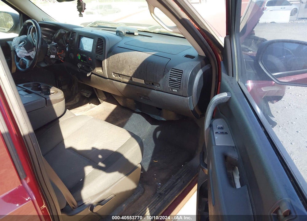 2013 CHEVROLET SILVERADO 1500 LT VIN: 3GCPKSE75DG158104
