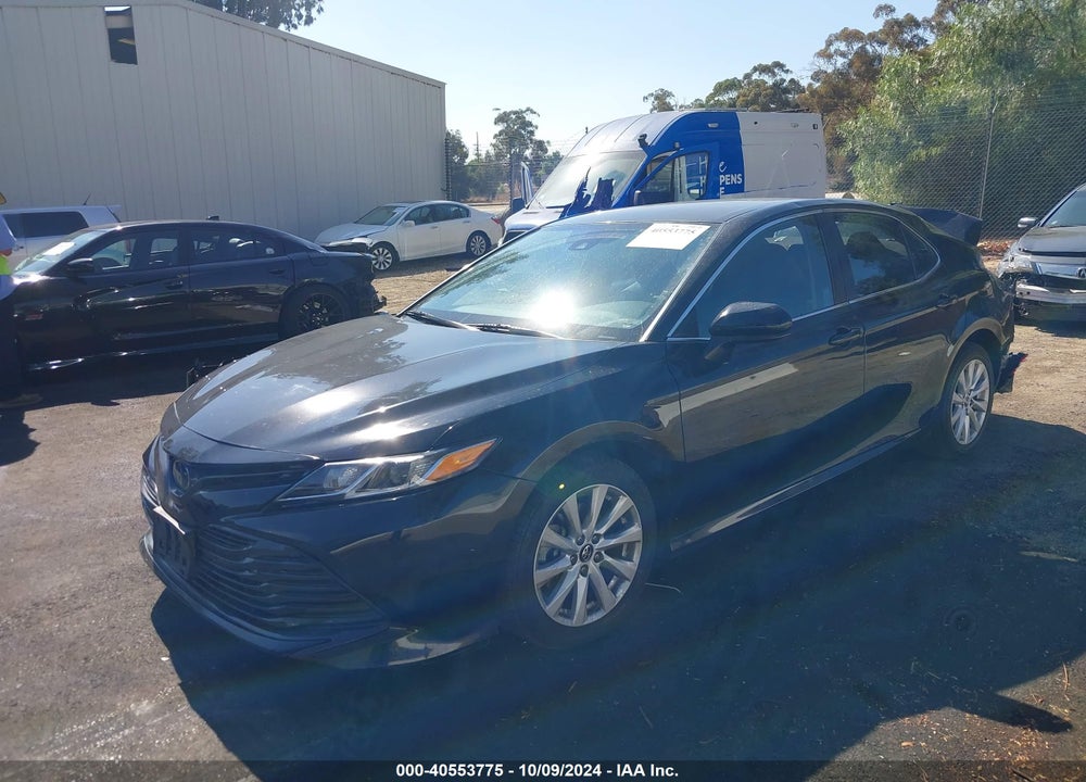 2019 TOYOTA CAMRY LE VIN: 4T1B11HK5KU714022