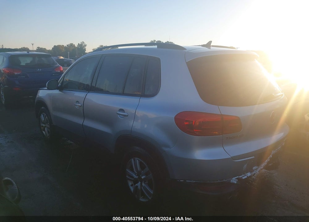 2017 VOLKSWAGEN TIGUAN 2.0T/2.0T S VIN: WVGAV7AX9HK016767