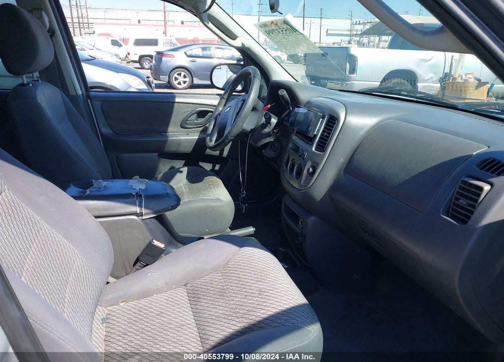 2004 FORD ESCAPE XLT VIN: 1FMYU03134KB10283