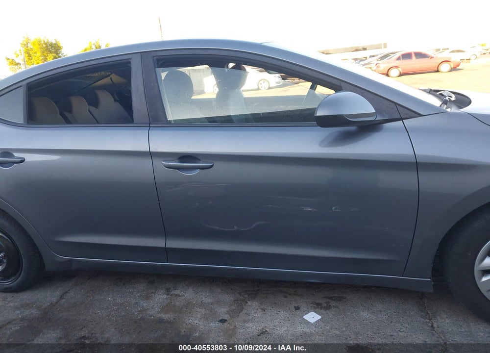 2019 HYUNDAI ELANTRA SE VIN: 5NPD74LF8KH444494