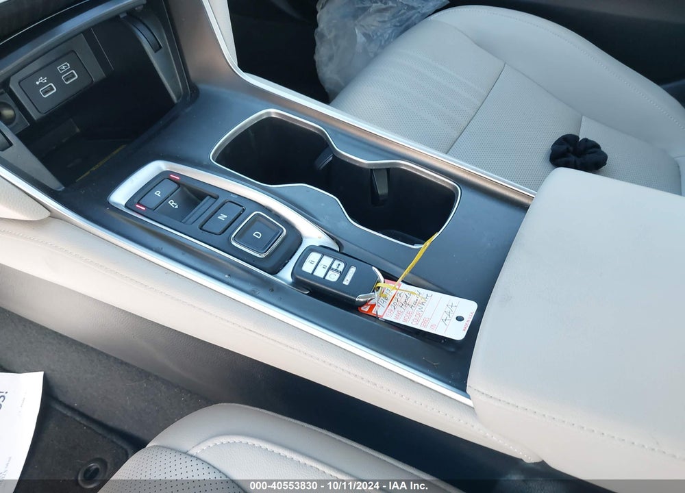 2022 HONDA ACCORD HYBRID TOURING VIN: 1HGCV3F95NA029275