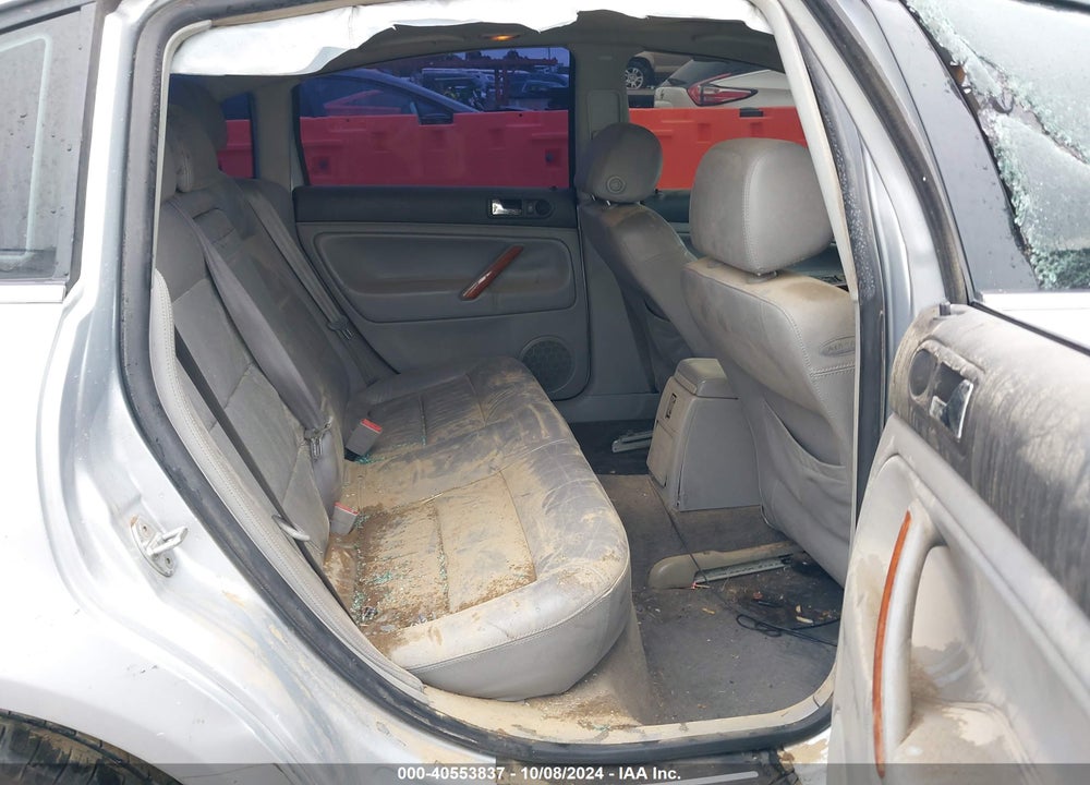 2002 VOLKSWAGEN PASSAT GLX VIN: WVWRH63BX2P306388