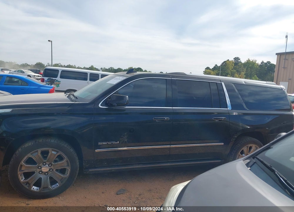 2016 GMC YUKON XL DENALI VIN: 1GKS2HKJ0GR403624