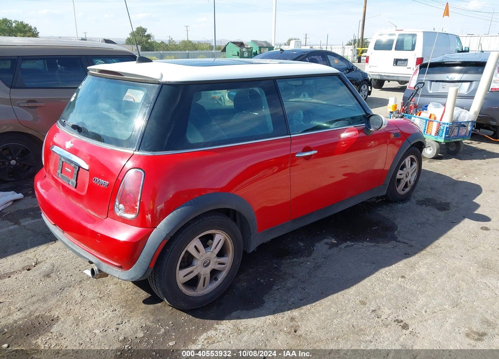 2006 MINI COOPER VIN: WMWRC33506TK72933
