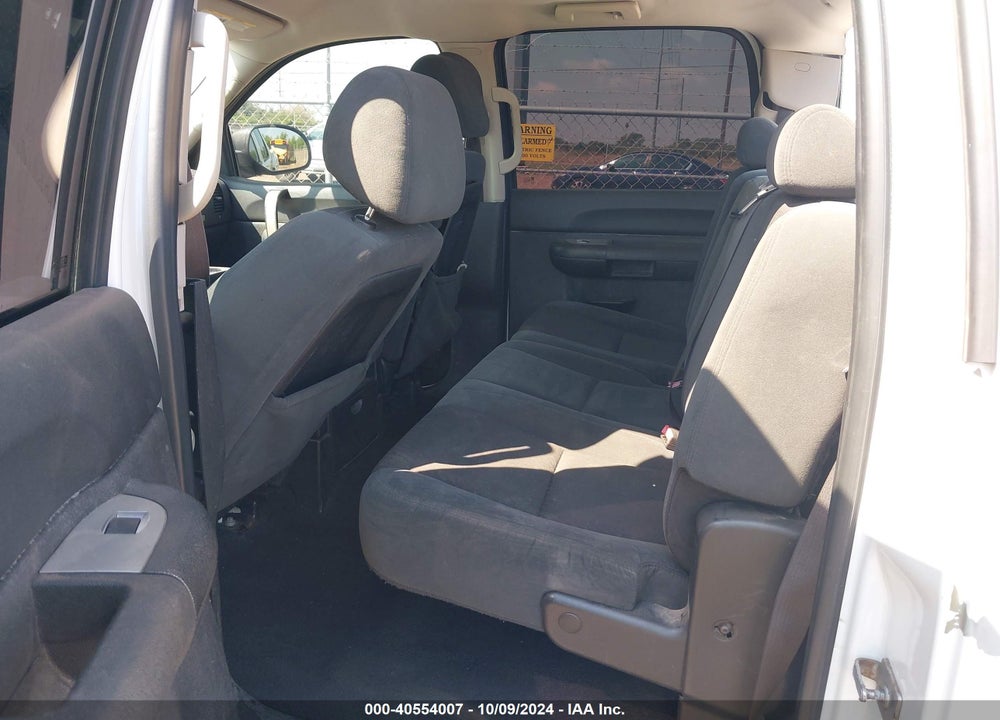 2009 CHEVROLET SILVERADO 1500 LT VIN: 3GCEC23C99G132942