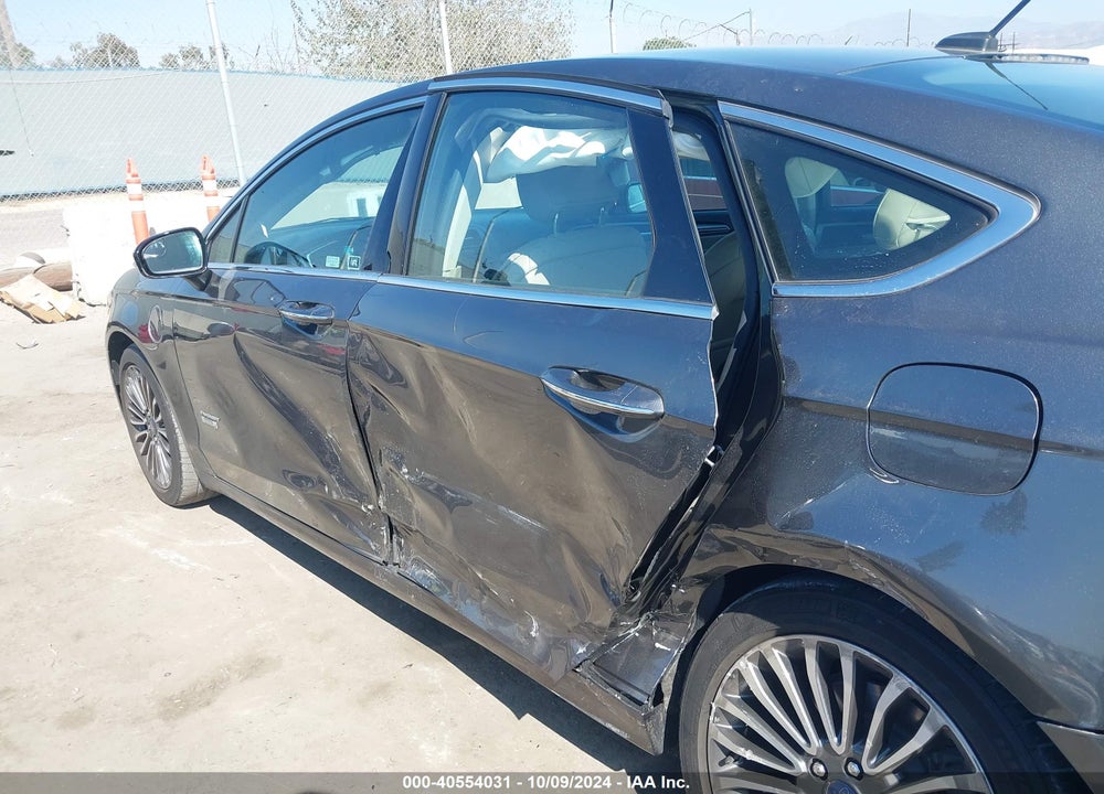 2017 FORD FUSION ENERGI SE LUXURY VIN: 3FA6P0PU0HR379646