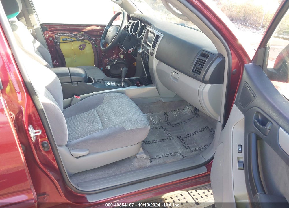 2005 TOYOTA 4RUNNER SR5 V6 VIN: JTEBU14R558047590