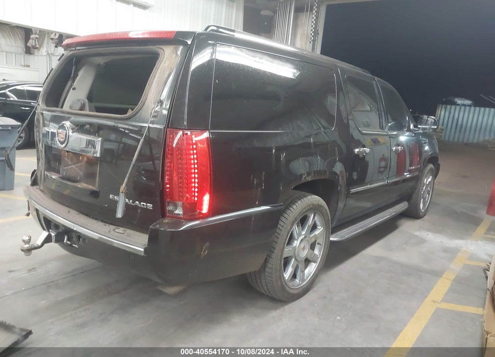 2013 CADILLAC ESCALADE ESV LUXURY VIN: 1GYS4HEF0DR262878