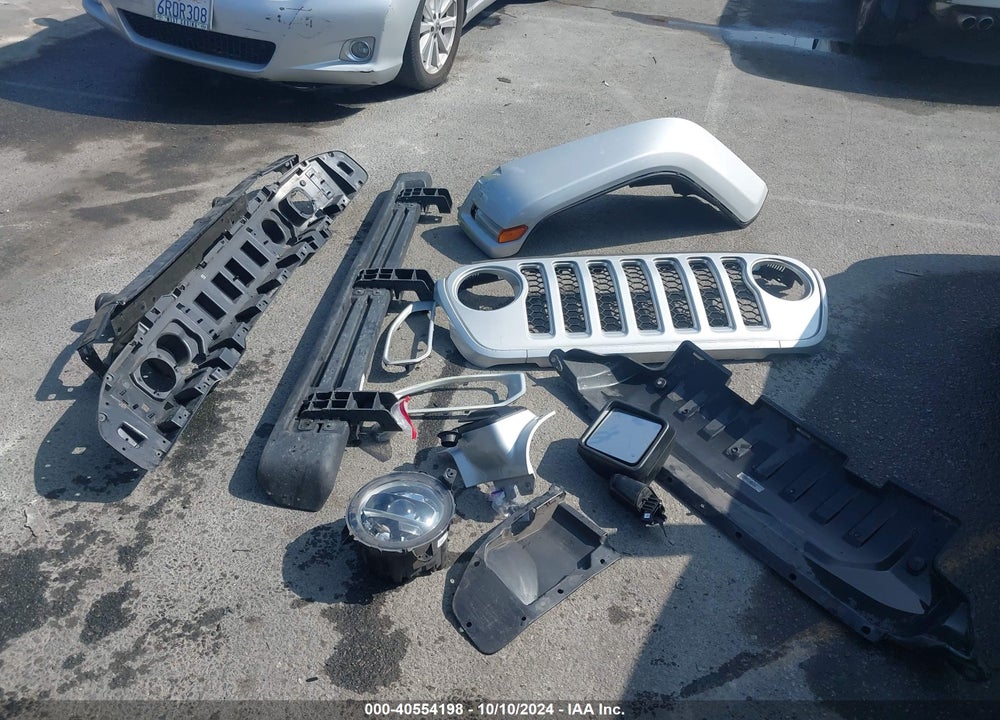 2022 JEEP WRANGLER 4XE UNLIMITED SAHARA 4X4 VIN: 1C4JJXP69NW220598