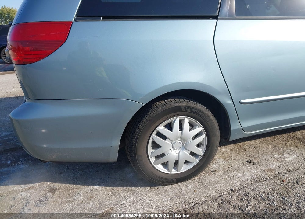 2005 TOYOTA SIENNA LE VIN: 5TDZA23C85S231321