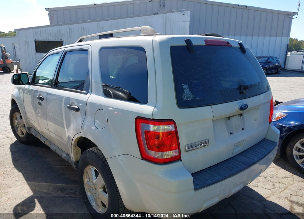 2011 FORD ESCAPE XLT VIN: 1FMCU0D71BKA50840