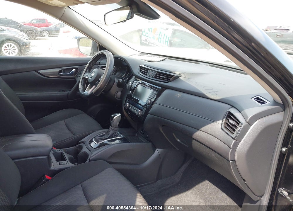 2020 NISSAN ROGUE SV FWD VIN: JN8AT2MT3LW002004