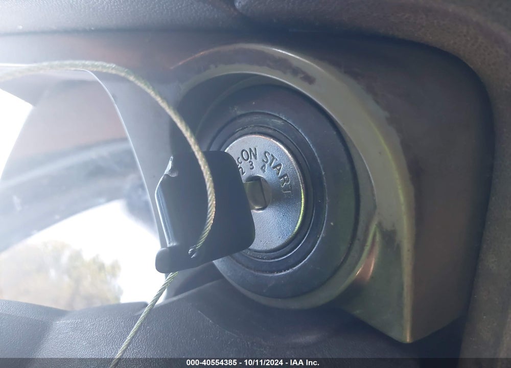 2004 NISSAN TITAN SE VIN: 1N6AA07A34N548970