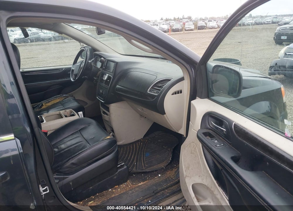 2014 CHRYSLER TOWN & COUNTRY TOURING VIN: 2C4RC1BG2ER358423