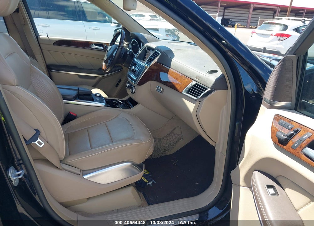2013 MERCEDES-BENZ GL 550 4MATIC VIN: 4JGDF7DE8DA161688