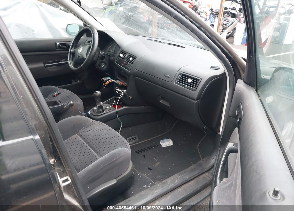 2000 VOLKSWAGEN JETTA GLS VIN: 3VWSA29M2YM180479