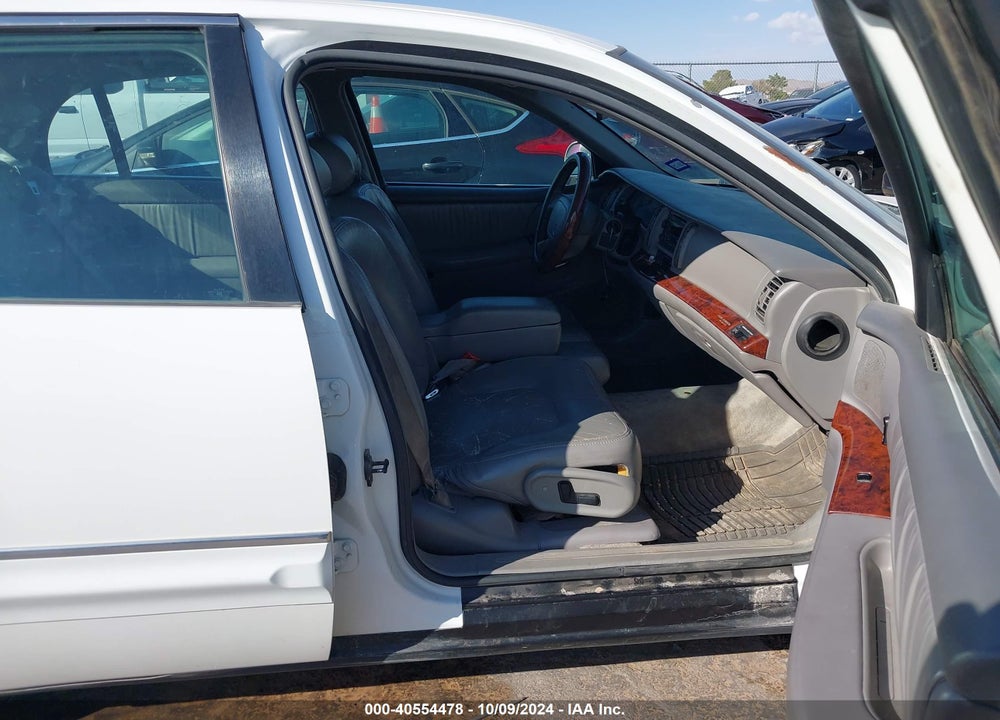 1998 BUICK PARK AVENUE VIN: 1G4CW52K0W4631139
