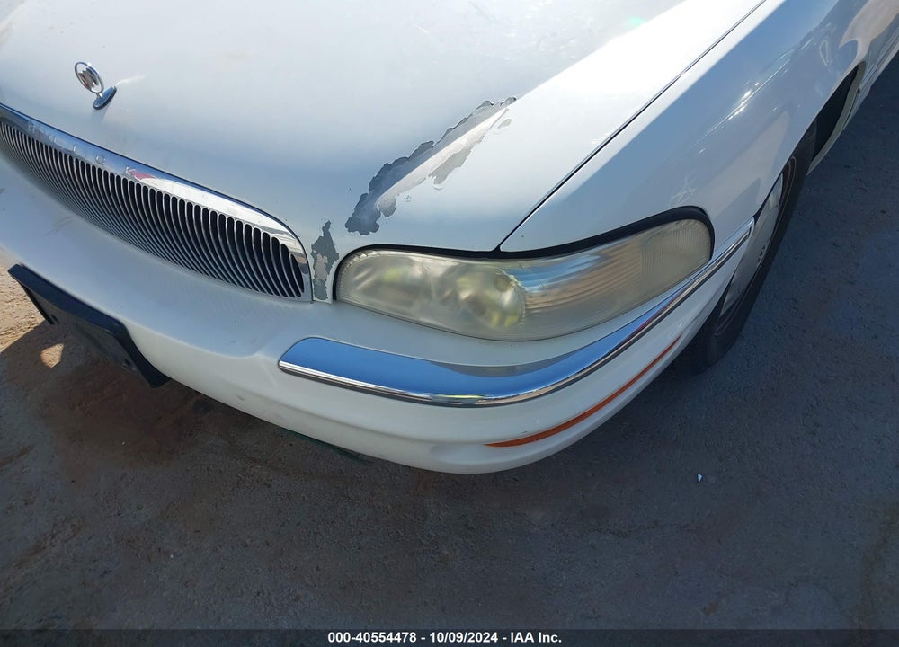 1998 BUICK PARK AVENUE VIN: 1G4CW52K0W4631139